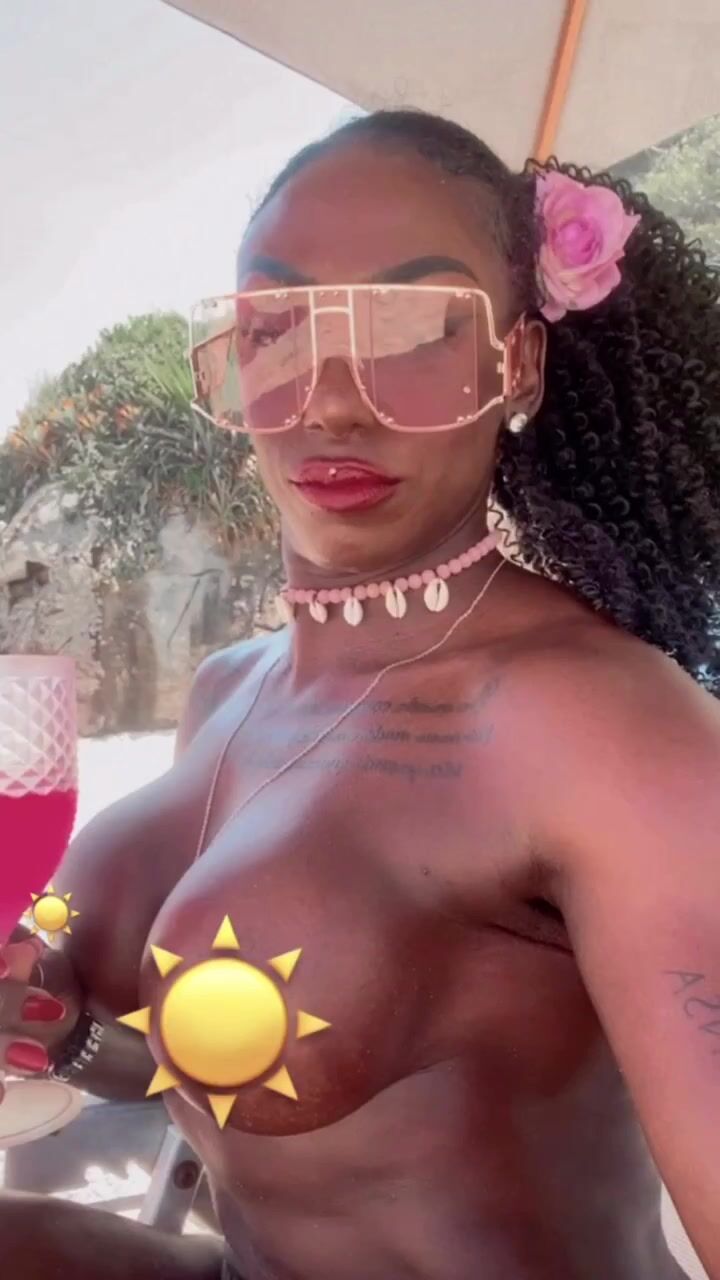 Ana Paula Exuberante