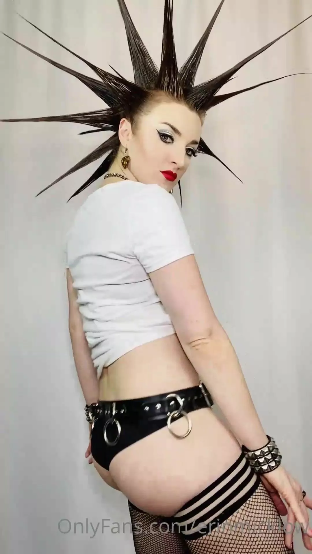 erinmicklow happy sunday bb s here s a slow sexy dance to beck s xxx onlyfans porn videos