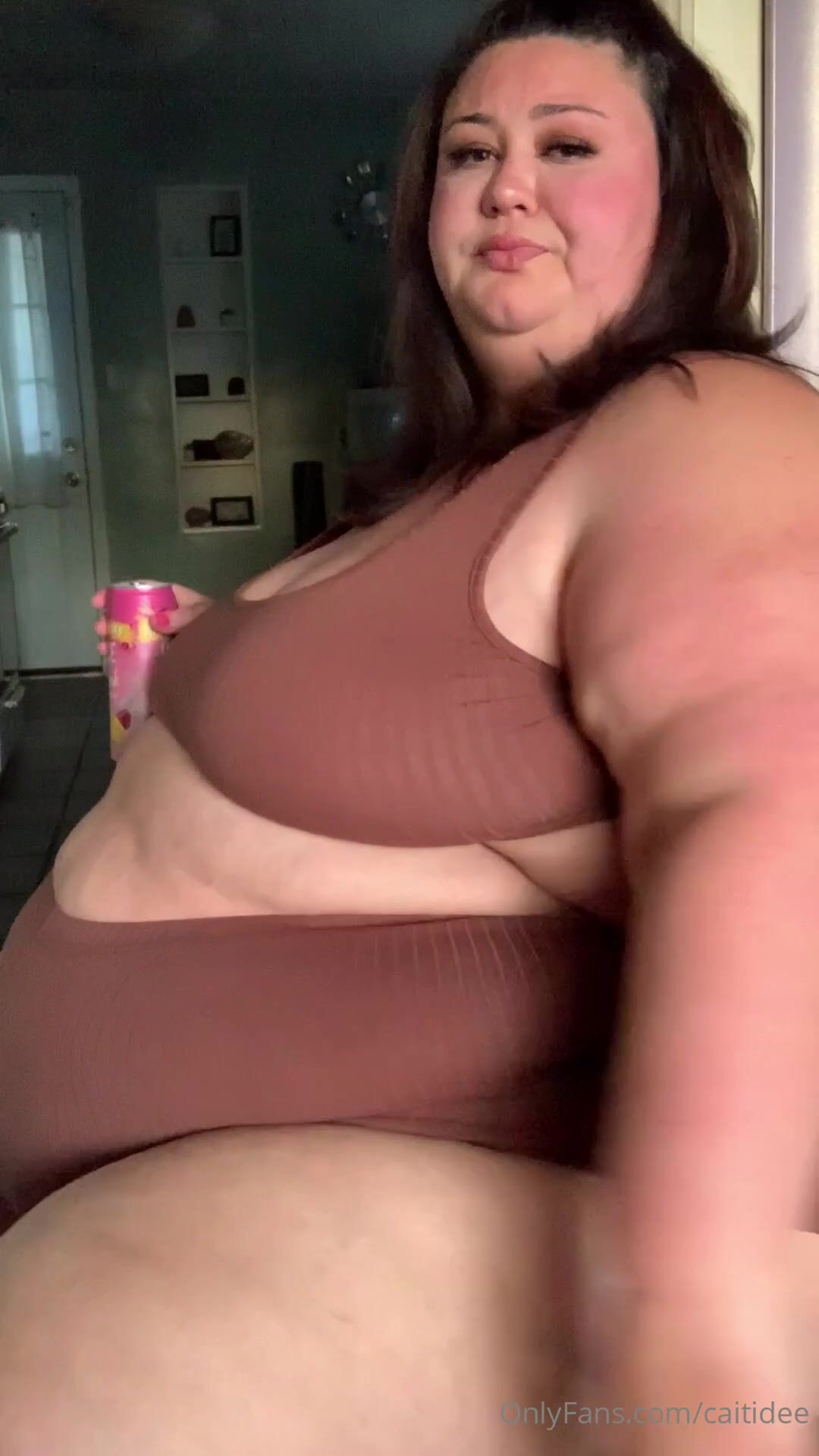 ssbbw CaitiDee 2
