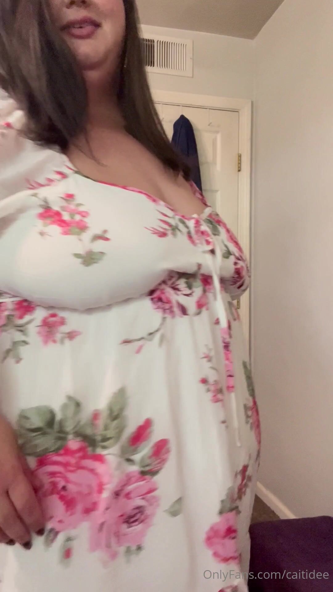ssbbw CaitiDee