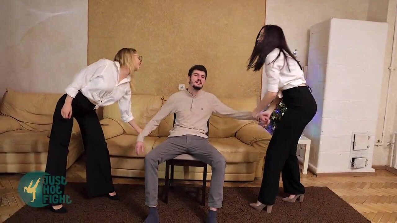 JHF LETHAL BLONDE AND BELLA – MONEY DEBV