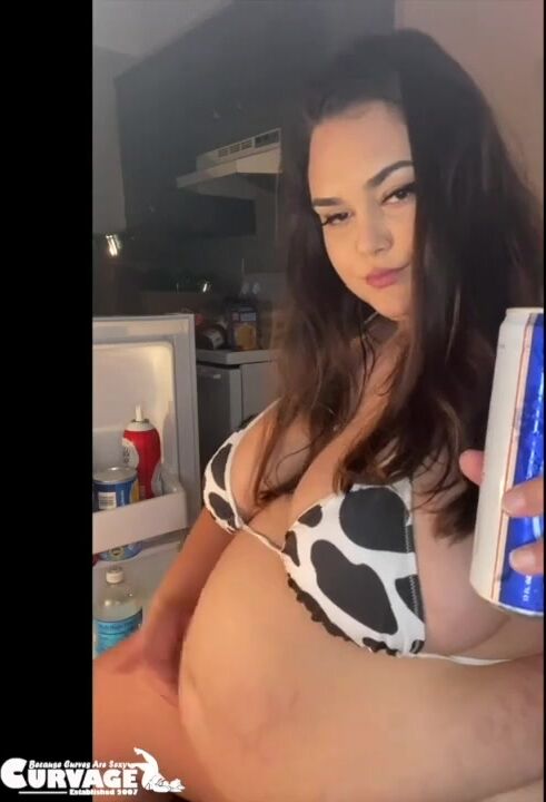 ThicCollegeGirl