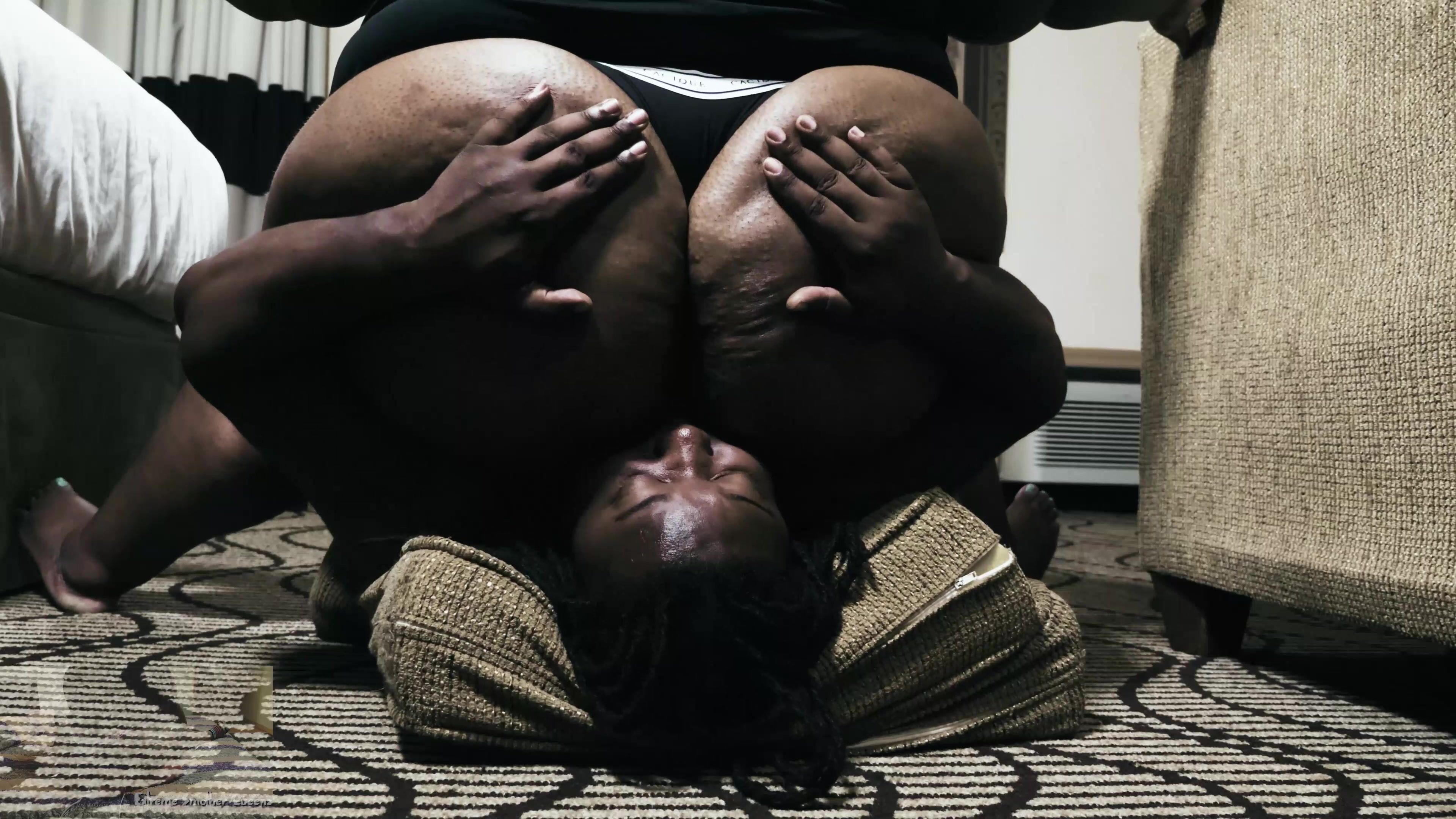 Esq bbw facesit