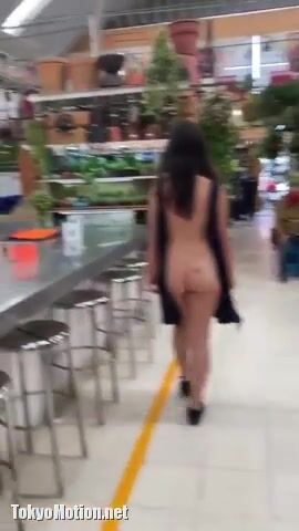 Naked at mrket