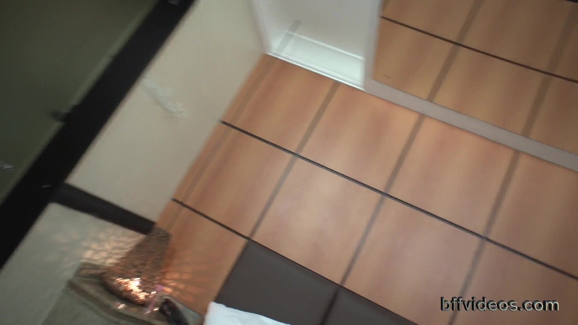 Samantha Red Big Ass Fucks Melissa Nose Pt.2