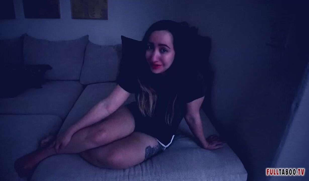 Lalunalewd – Starting a Sexual Relationship with Mommy
