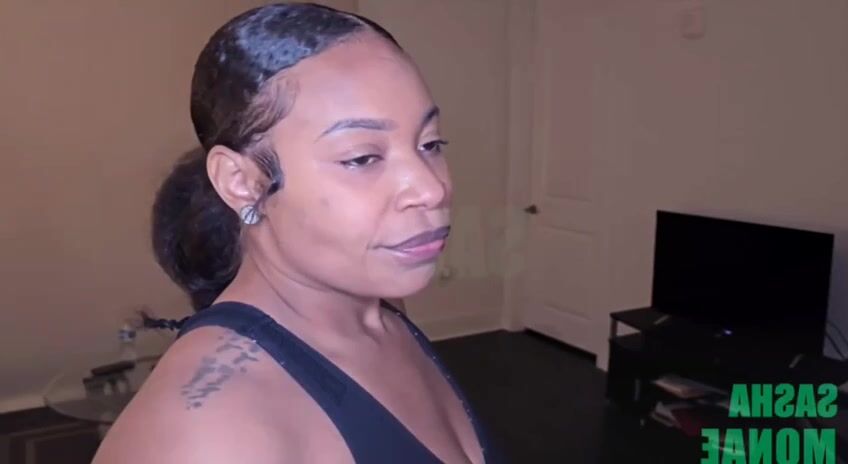 Ebony bubbly farts