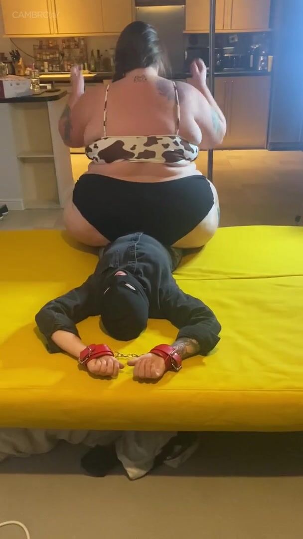 SSBBW Big Dee - Femdom with a Heavy Powerful Gorgeous Queen 12