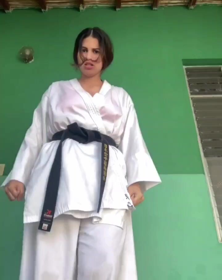 Mauxi The Kicking Girl POV Kicks