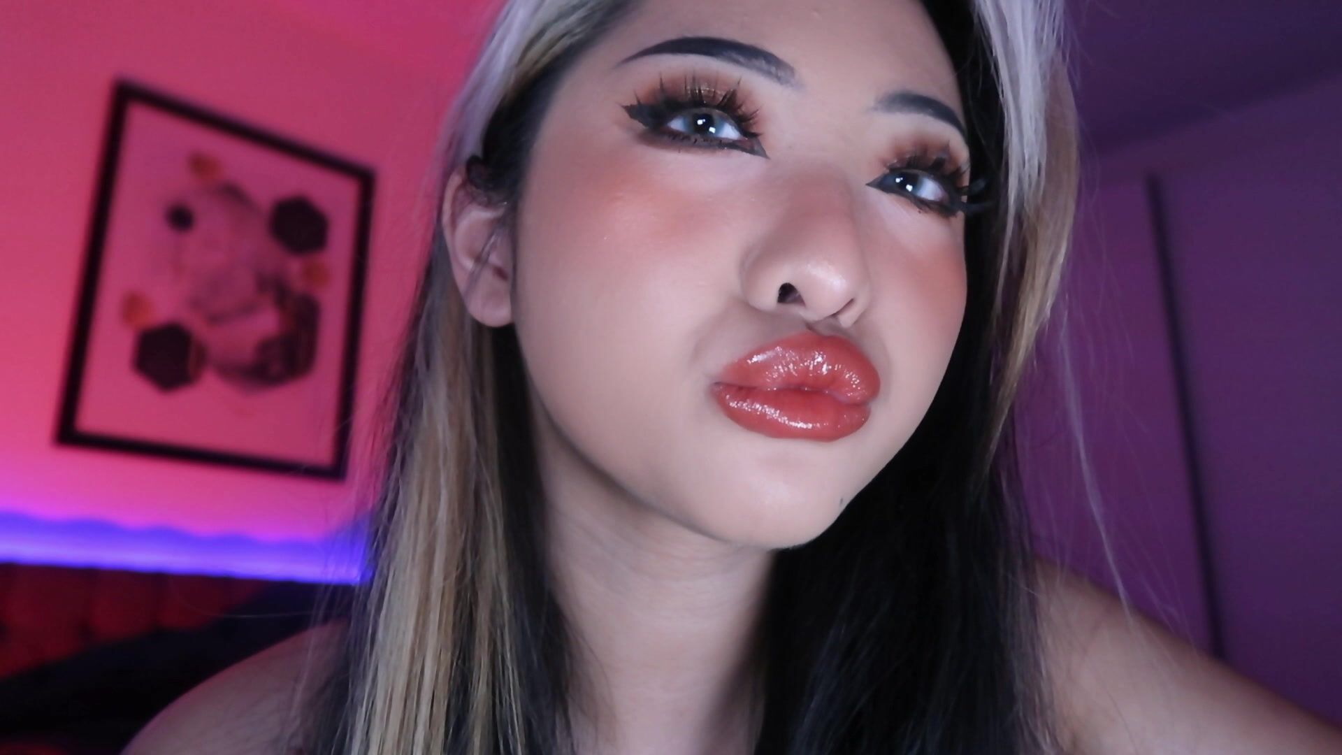 Claudia Hon - Lip and Spit Worship Joi