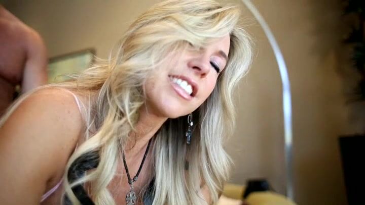 Wifey's World POV  Handjob