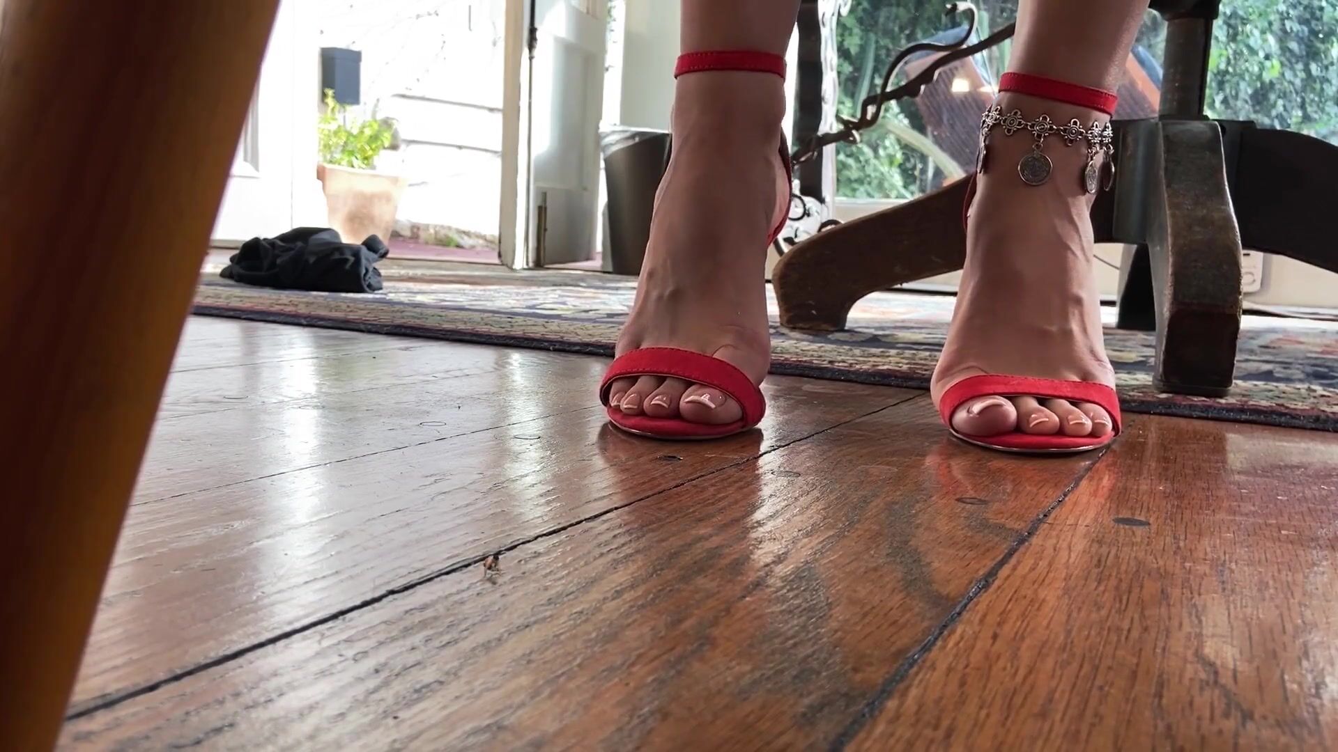 Giantess ass Mila Magic