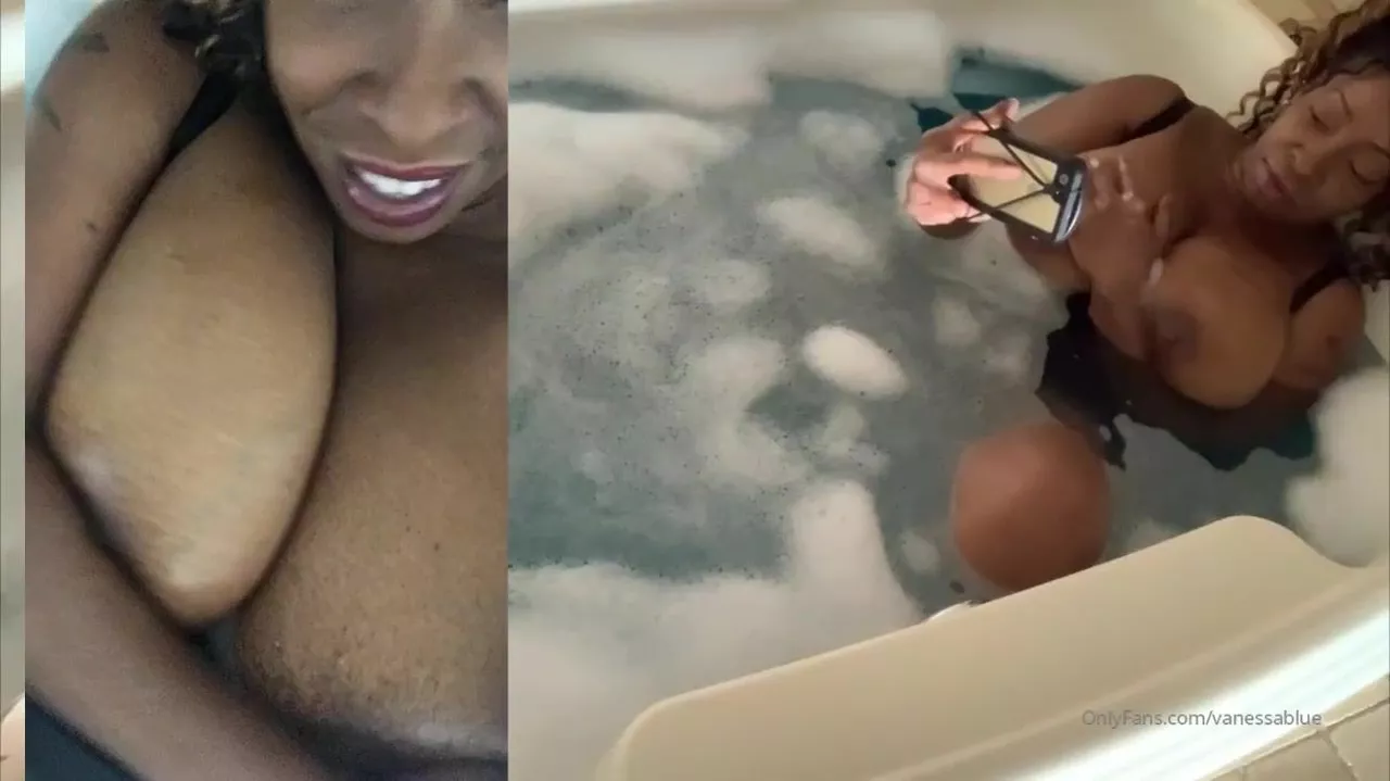 Vanessa blue tub joi