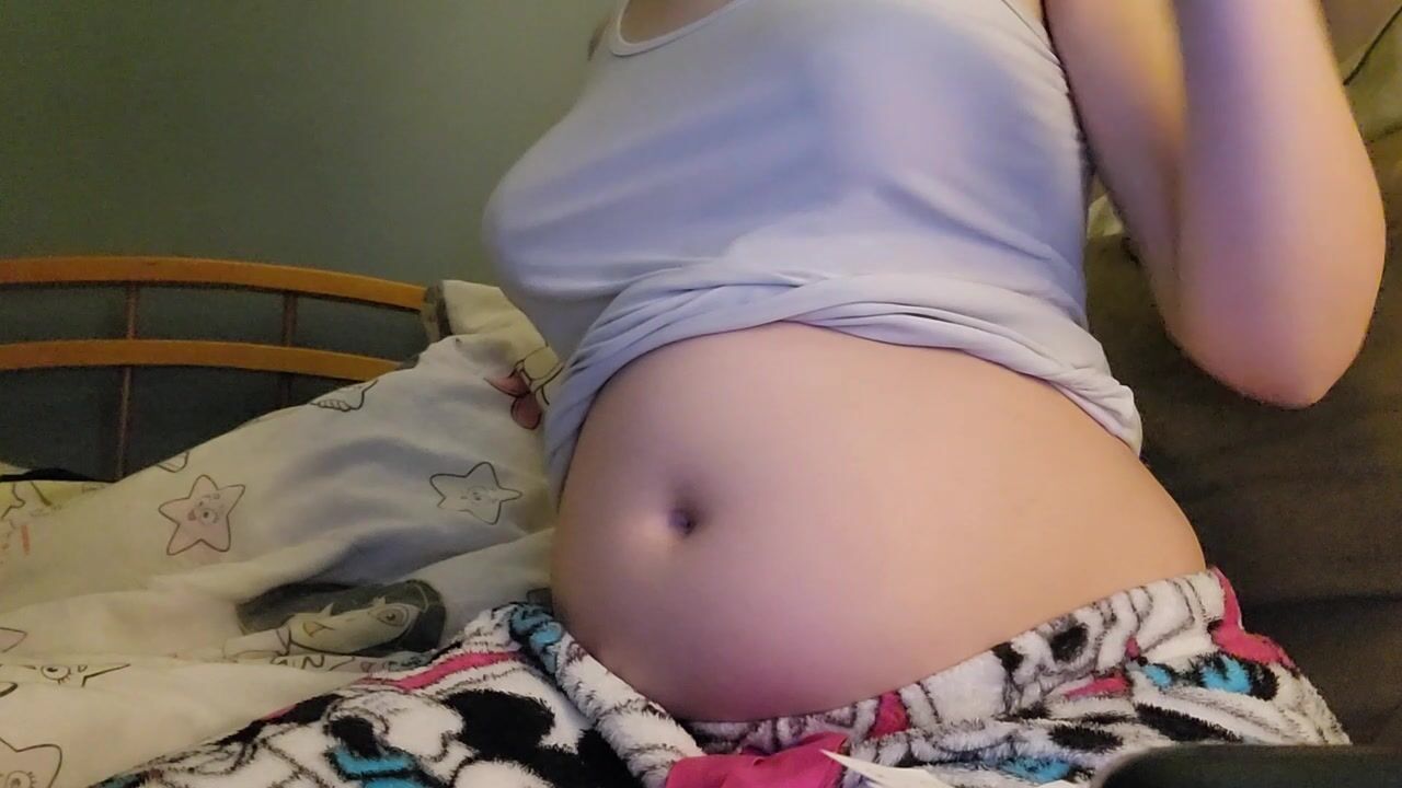 coke after a meal by belly.0416