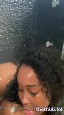 Zmeena orr