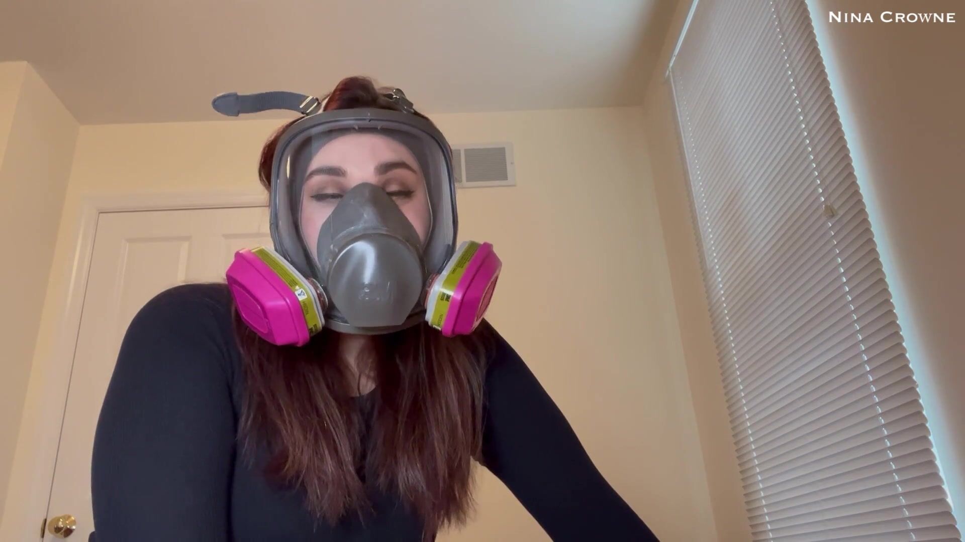 Nina Crowne Cleans Dick