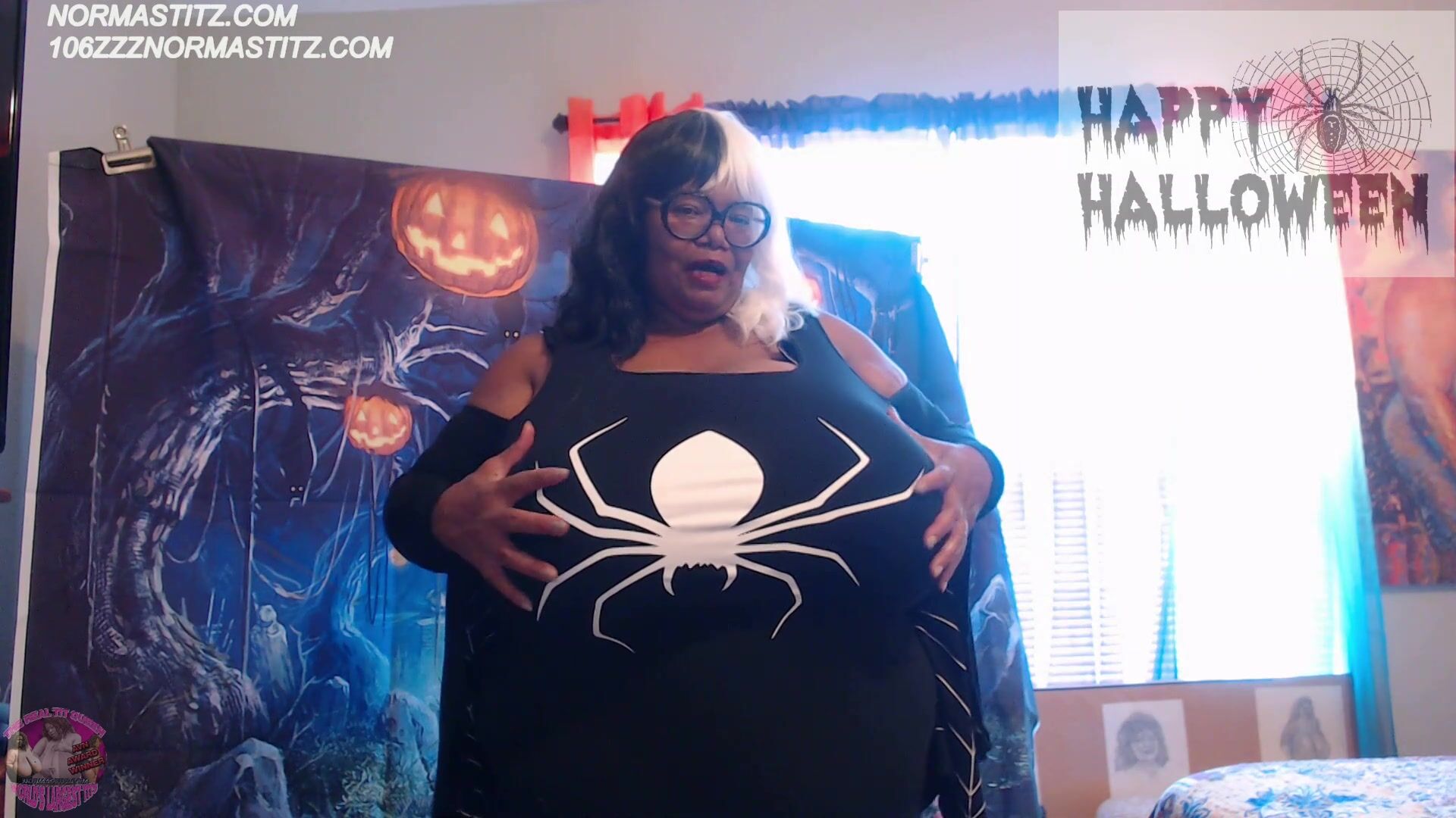 106zzzNormaStitz - 0099__THE_SEXY_SPIDER