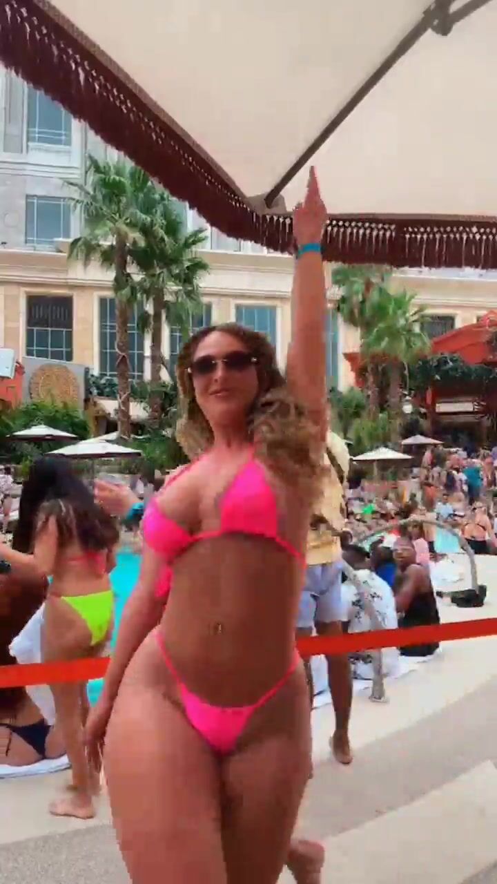 Liana Wilder Flashing on IG Live near a crowd