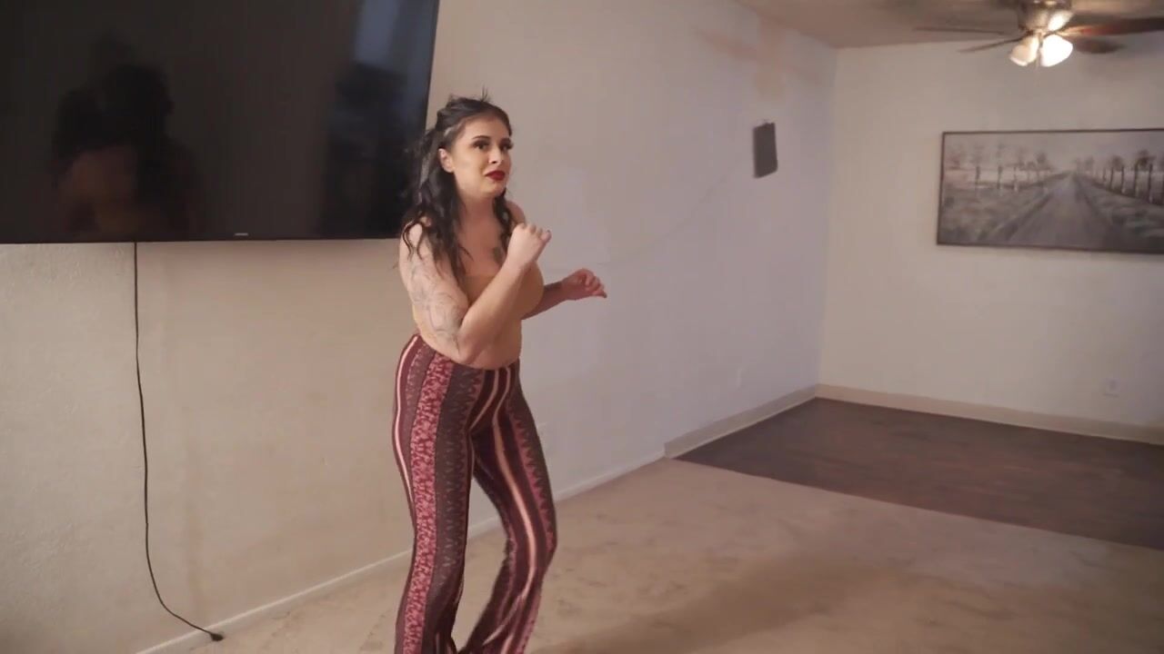 Leah vs adela
