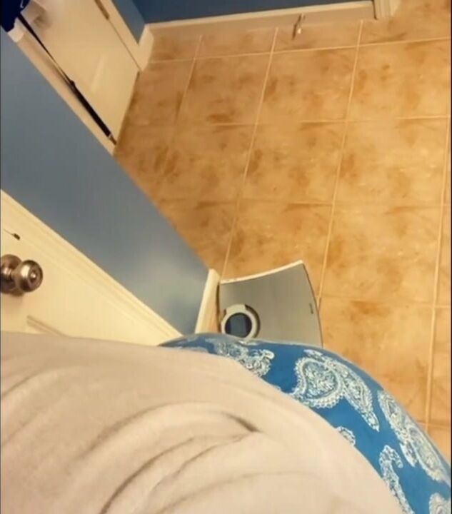 Bbw loud  farts
