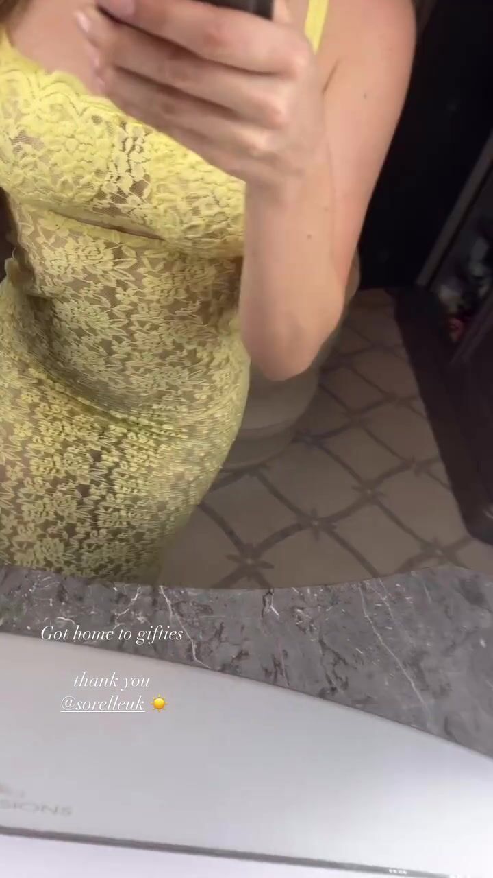 Amanda cerny ig