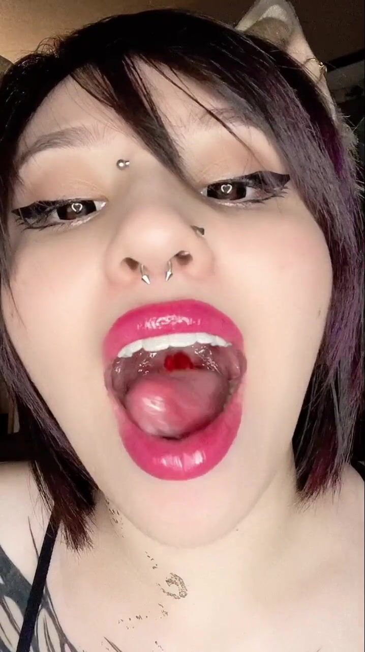 hanimepuppi-giantess