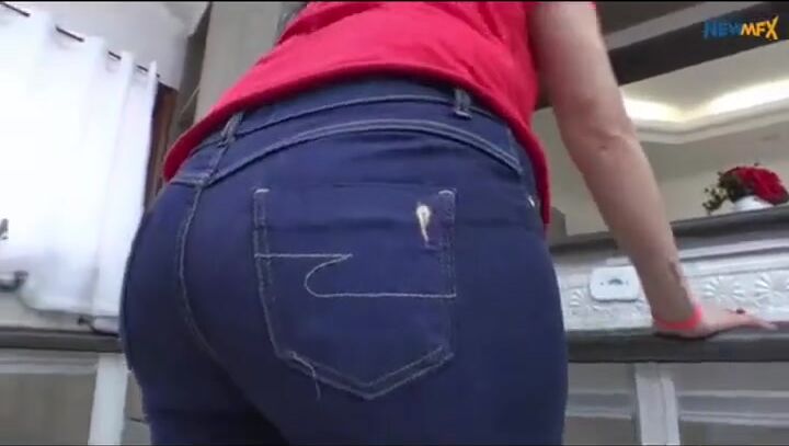 Bruna and Friend loves to fart
