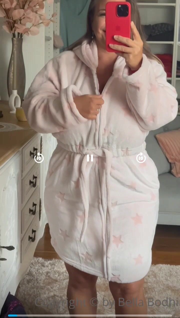 Bella Bodhi bathrobe