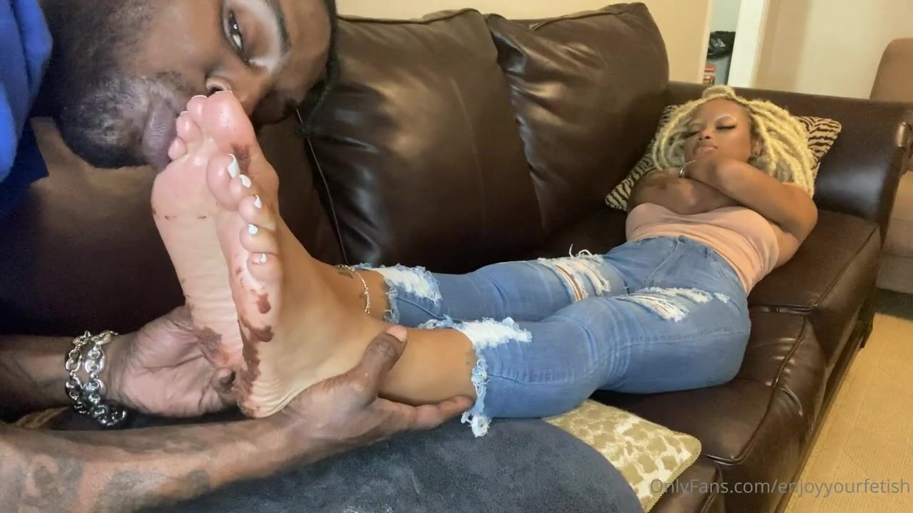 Enjoy ur fetish