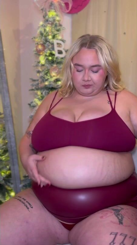 Baby Mae force feed