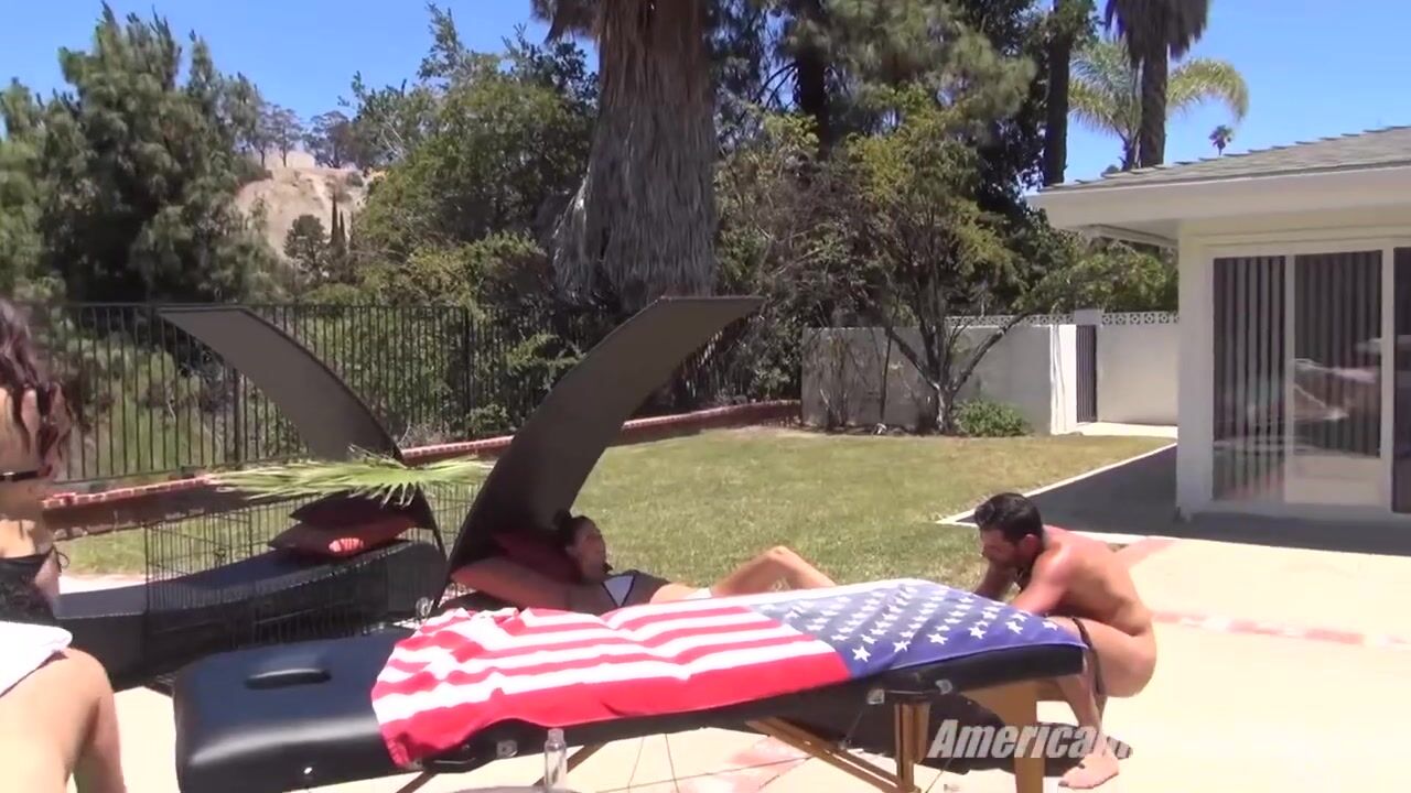 POOL PARTY