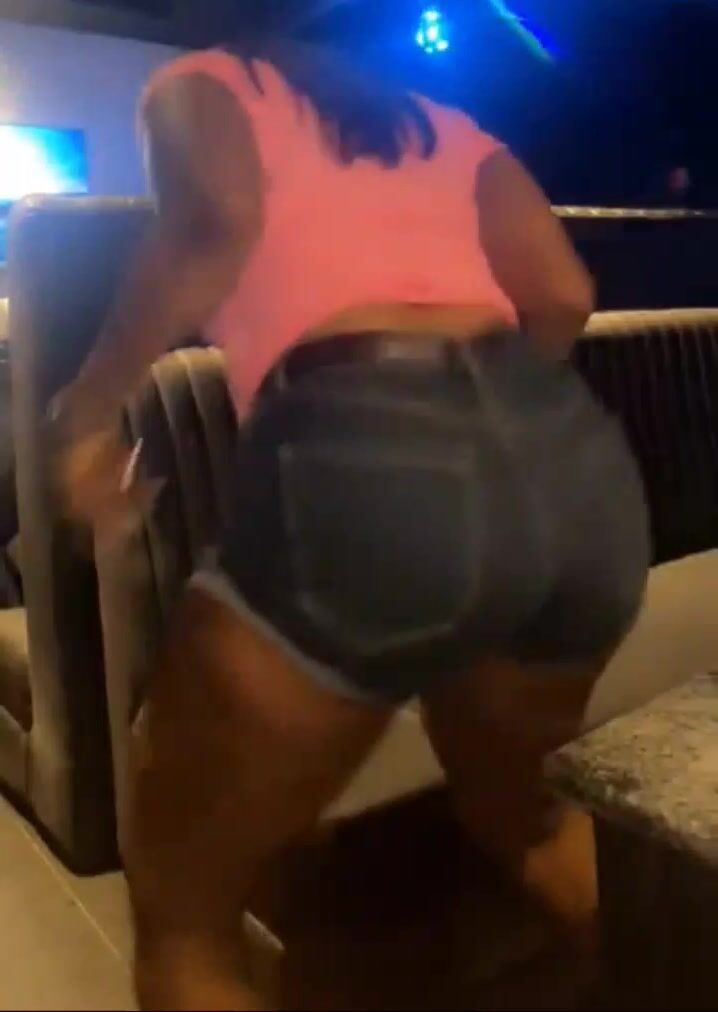 Big booty twerking south Africa