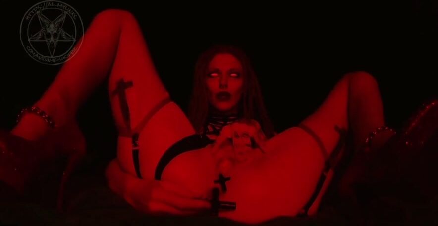 Madam_Lucifer - Luciferic Initiation / the Demonic Bible