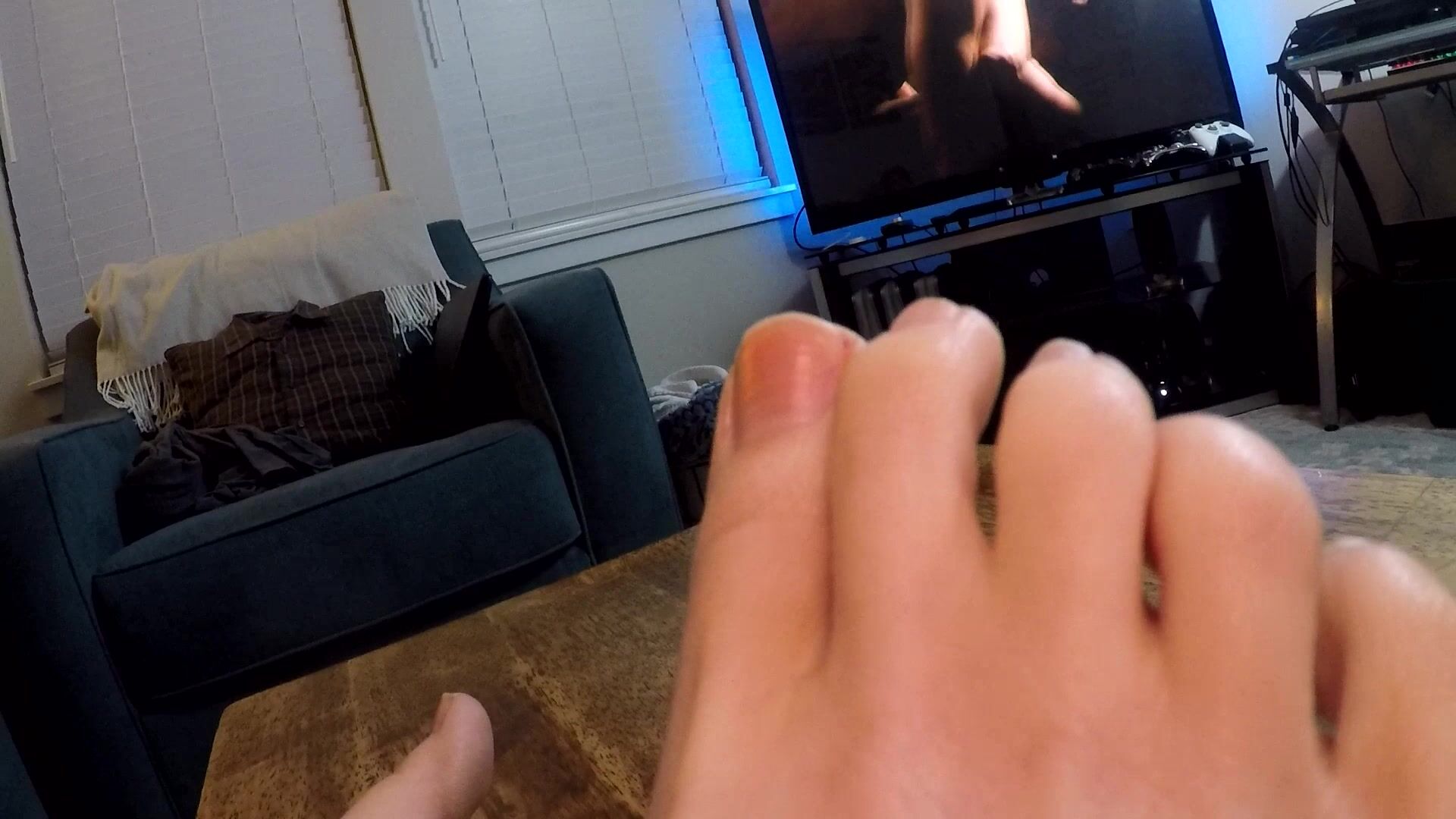 housewifeginger giantess mom