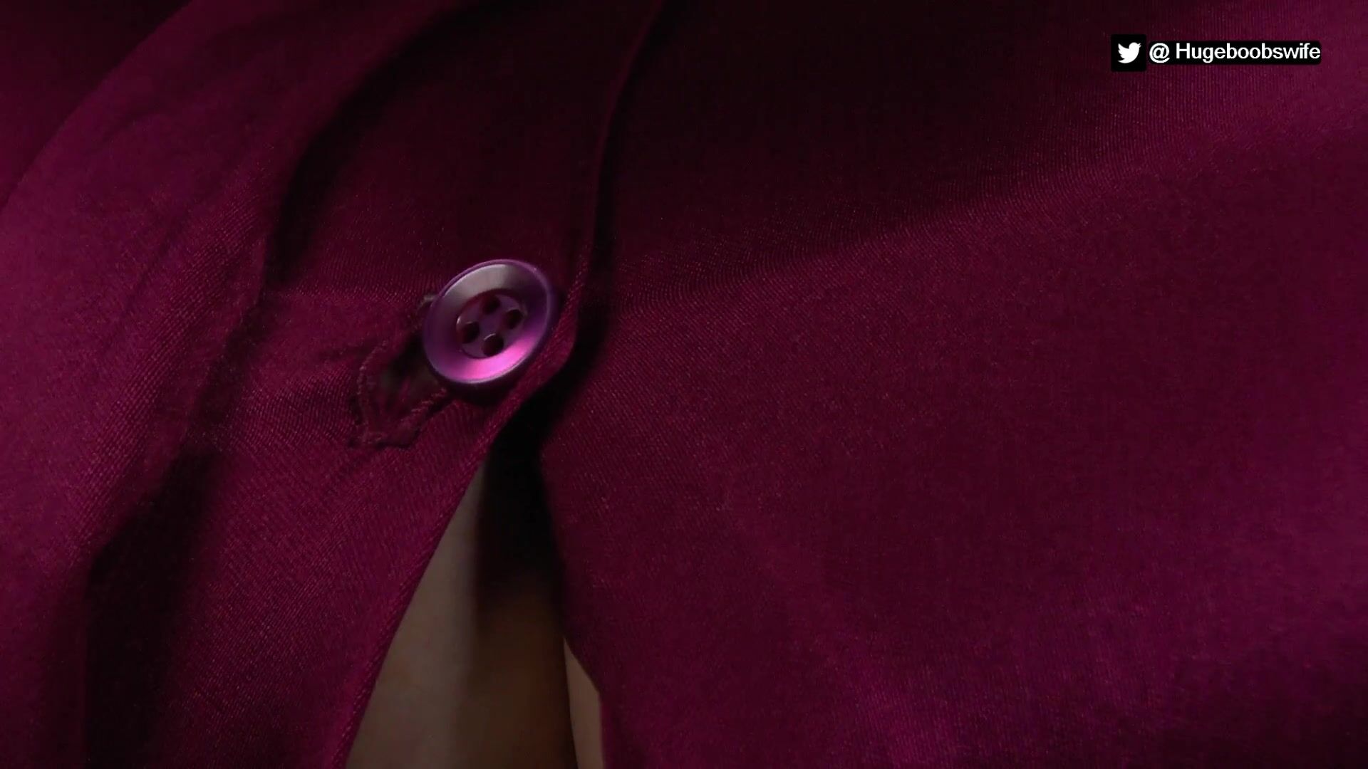 Button Exterminator 3 Hugeboobswife