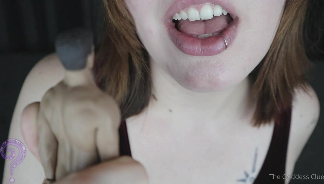 Giantess clue shows you how she eats your clones