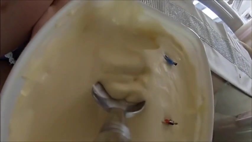 Giantess Pregnant Mom vores Family