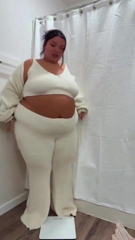 Jasminexo2000 - Weigh in