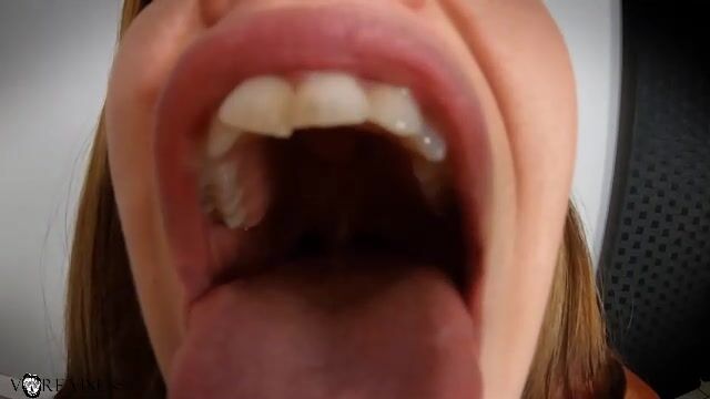 Vore Vixens - Ivys Kiss - Shrunk And Swallowed - Ivy Secret