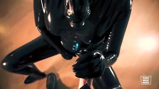 Gas Mask Couple Heavy Rubber Fucking