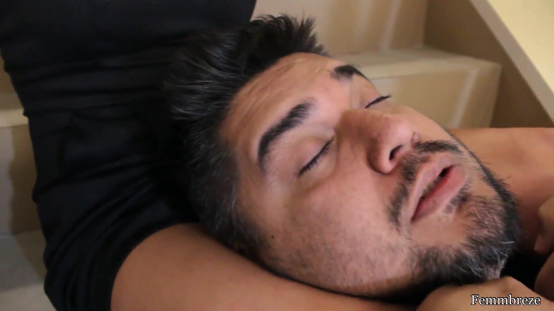 headscissor kill man