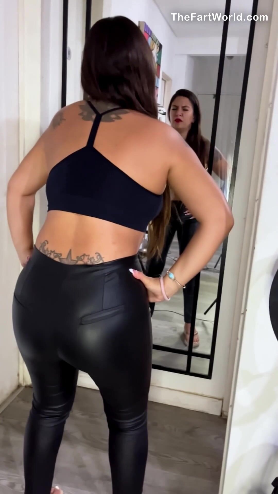 Siomara leather farts