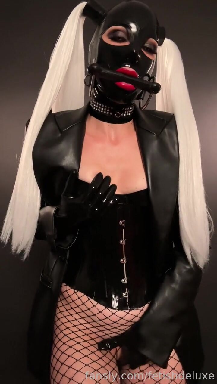 Fetishdeluxe 9