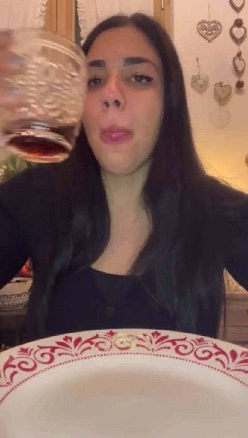 Latina burp 1