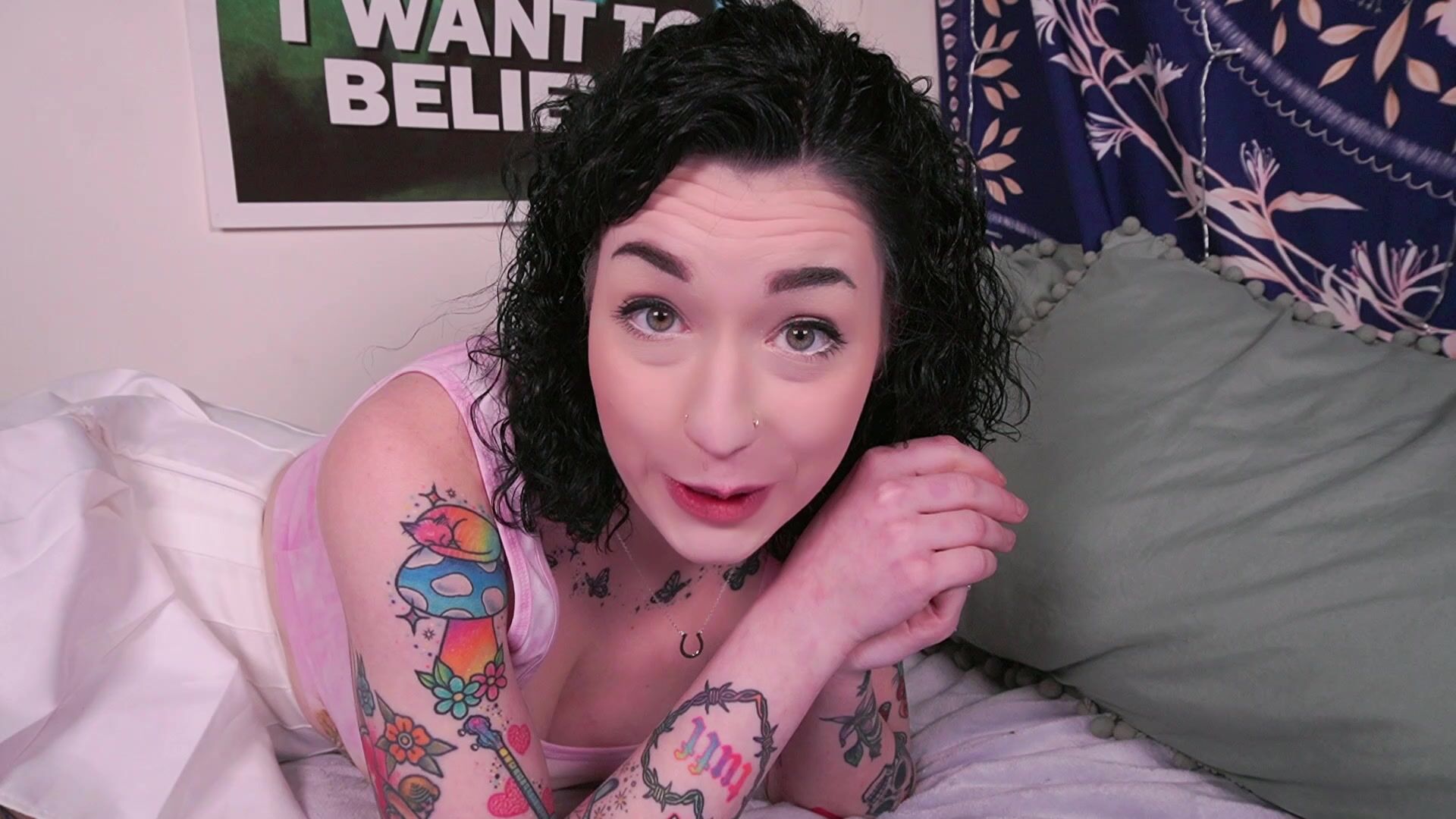 cutie frankie - Seducing my Stepdad