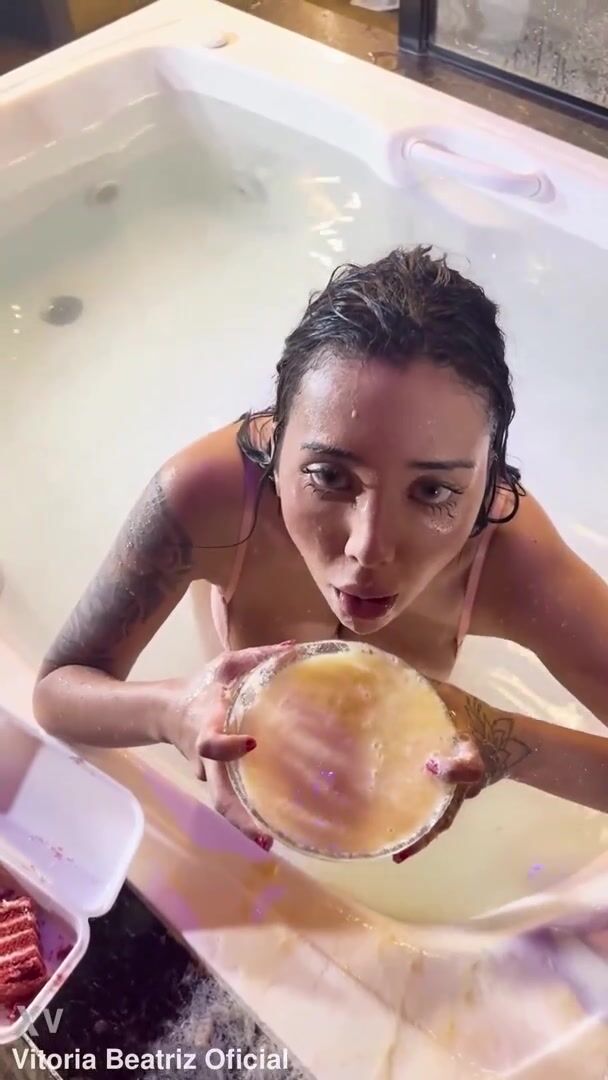 Vitoria Beatriz -goes nasty with manhandle, bowl, eating the and piss Drinking