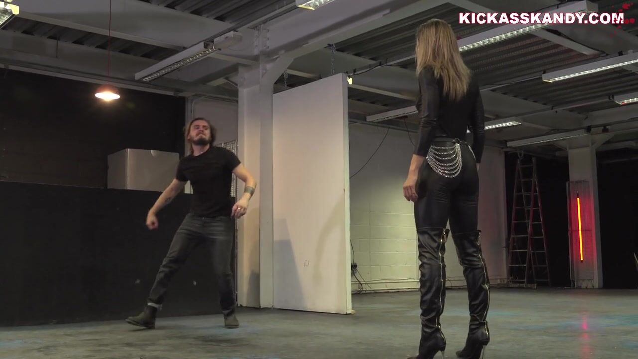 thekickassfile karly