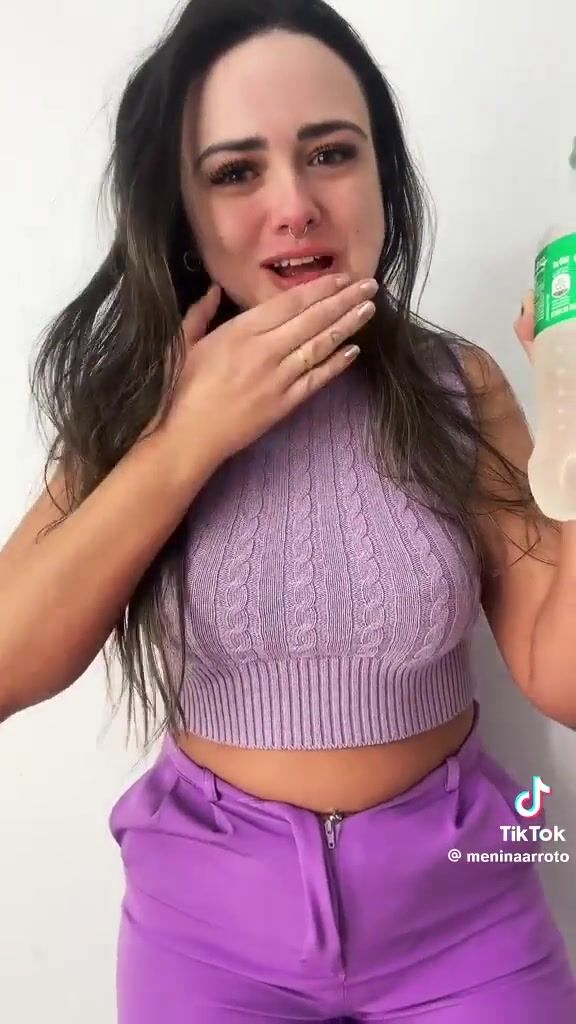 Brazilian try not to burp with a sprite