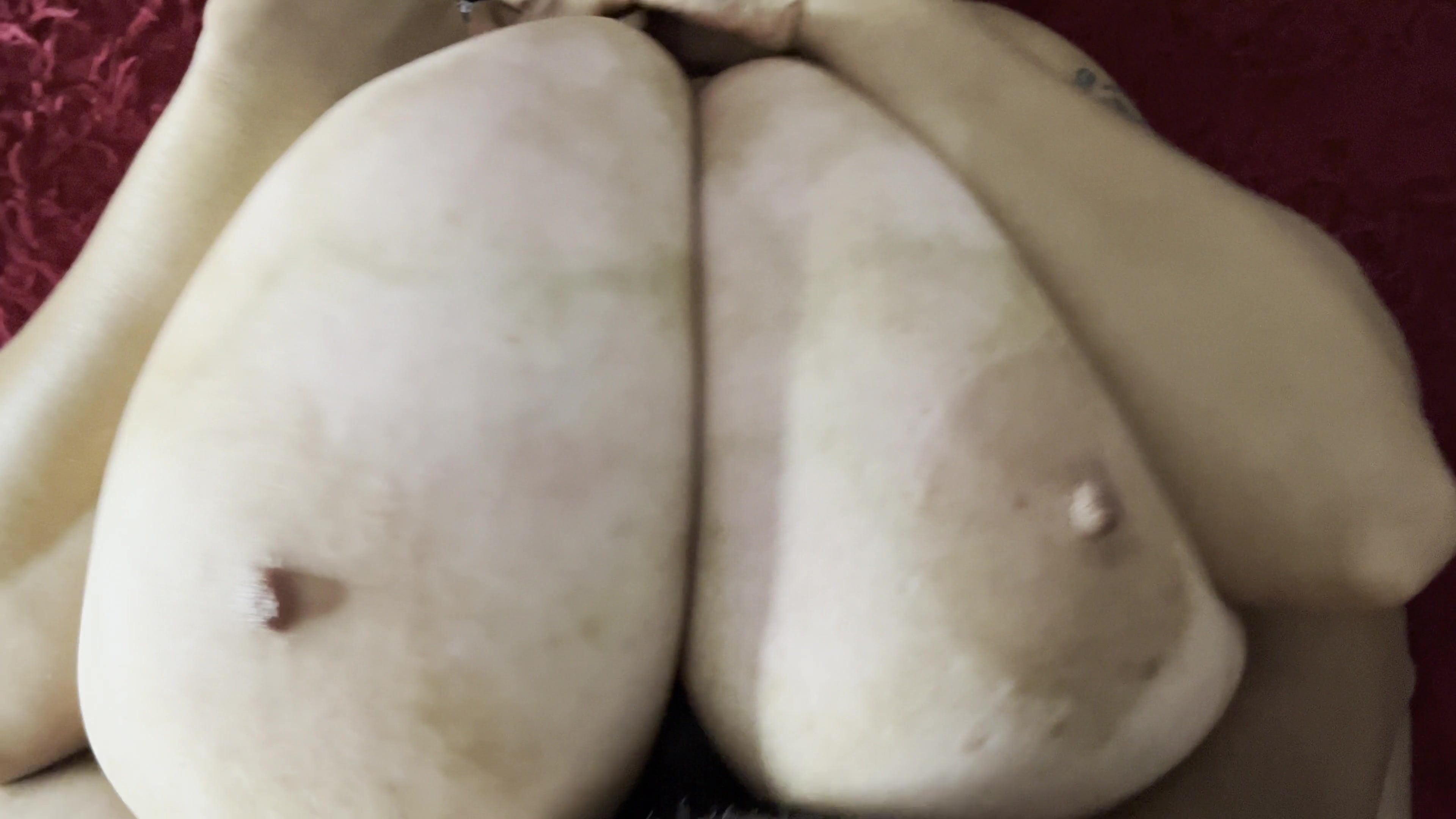 RoxiRedhot Tittyfuck 1