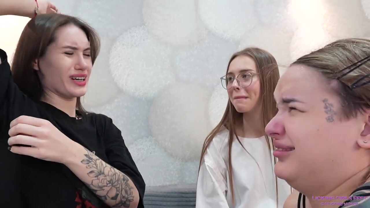LGF-DORI and SARAH - Do you like the way we smell after training?